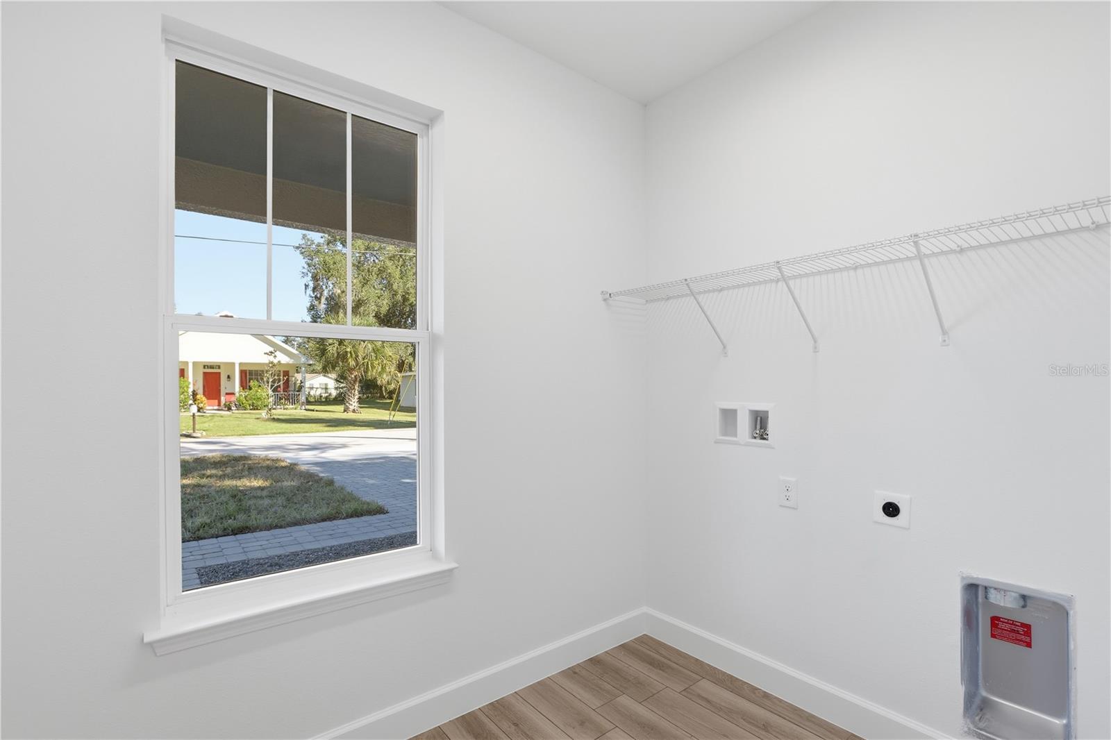 Image 6 of 35 For 1209 15th Street