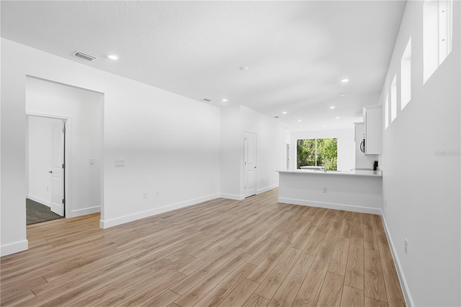 Image 9 of 35 For 1209 15th Street