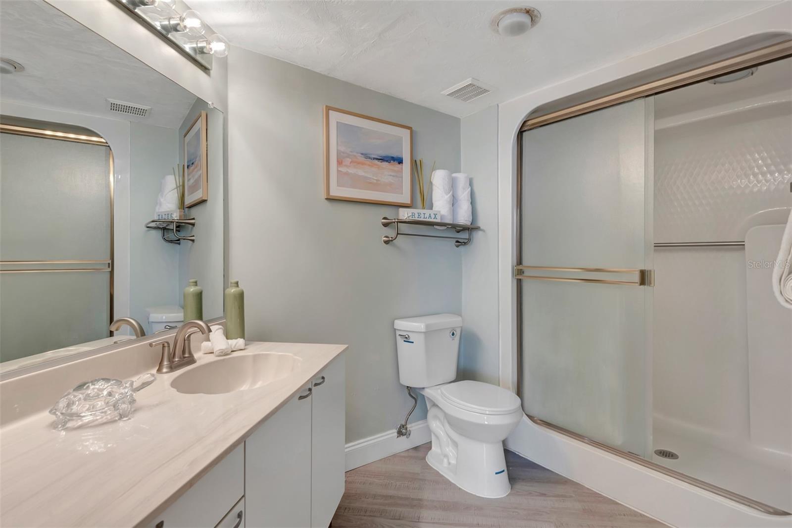 Image 17 of 44 For 3013 Atlantic Avenue 803