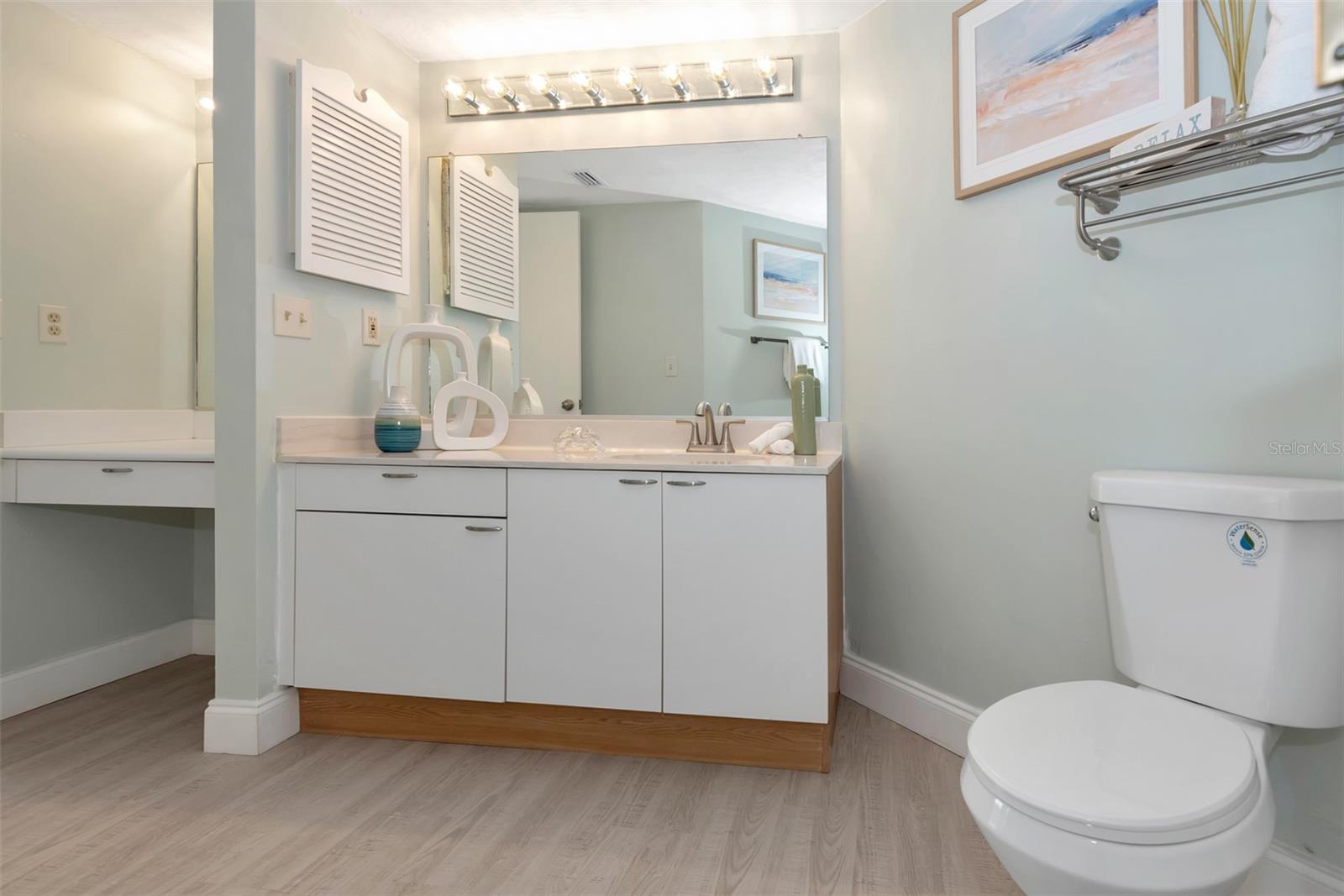 Image 18 of 44 For 3013 Atlantic Avenue 803