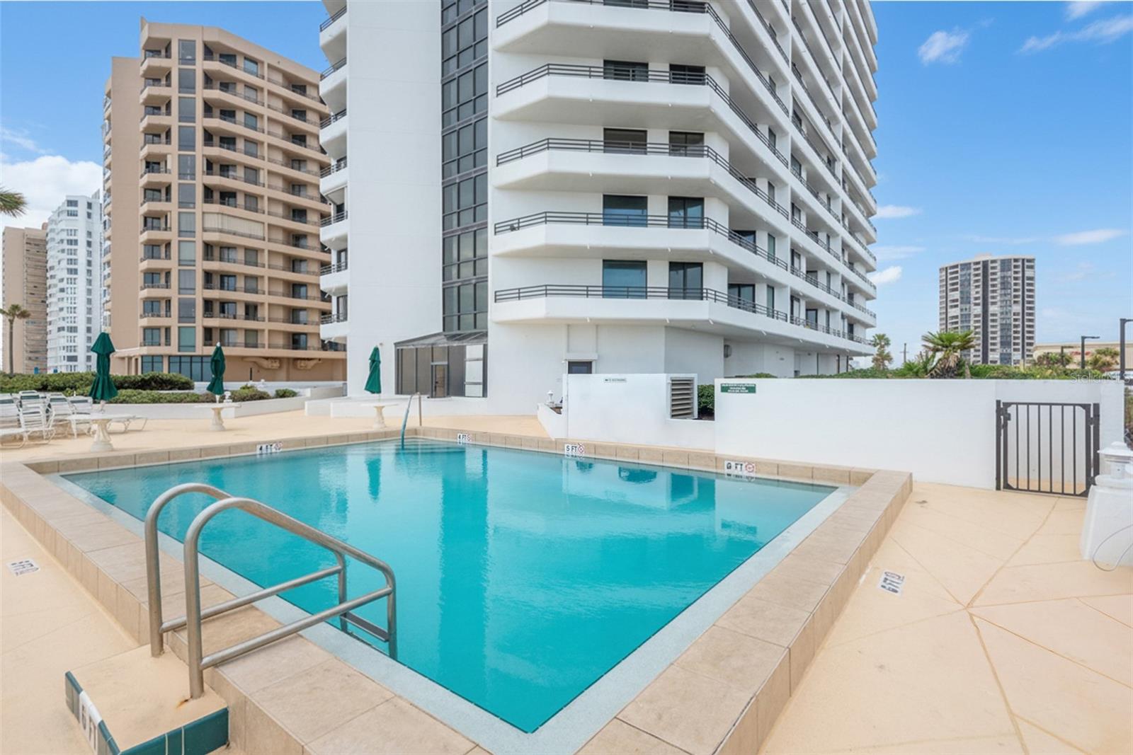 Image 29 of 44 For 3013 Atlantic Avenue 803