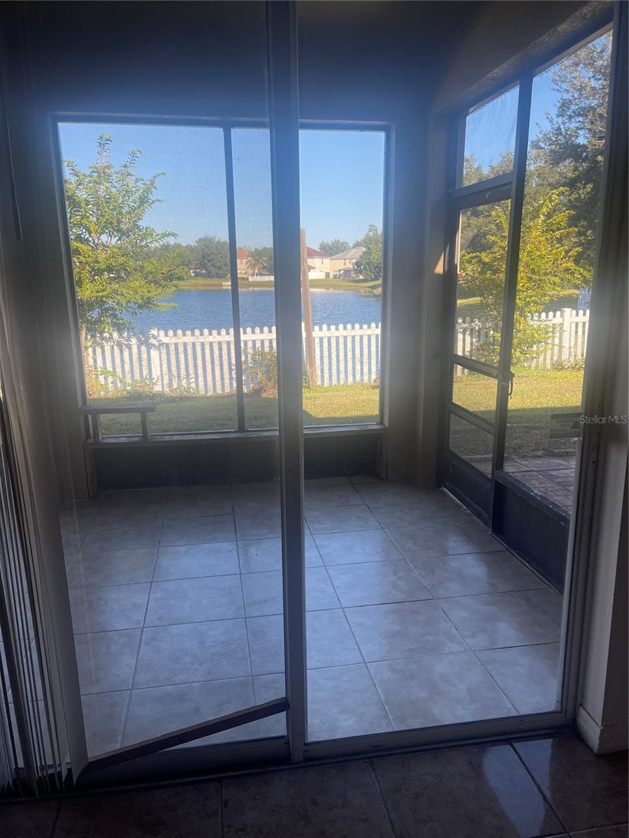 Image 5 of 8 For 14869 Myakka Crown Drive