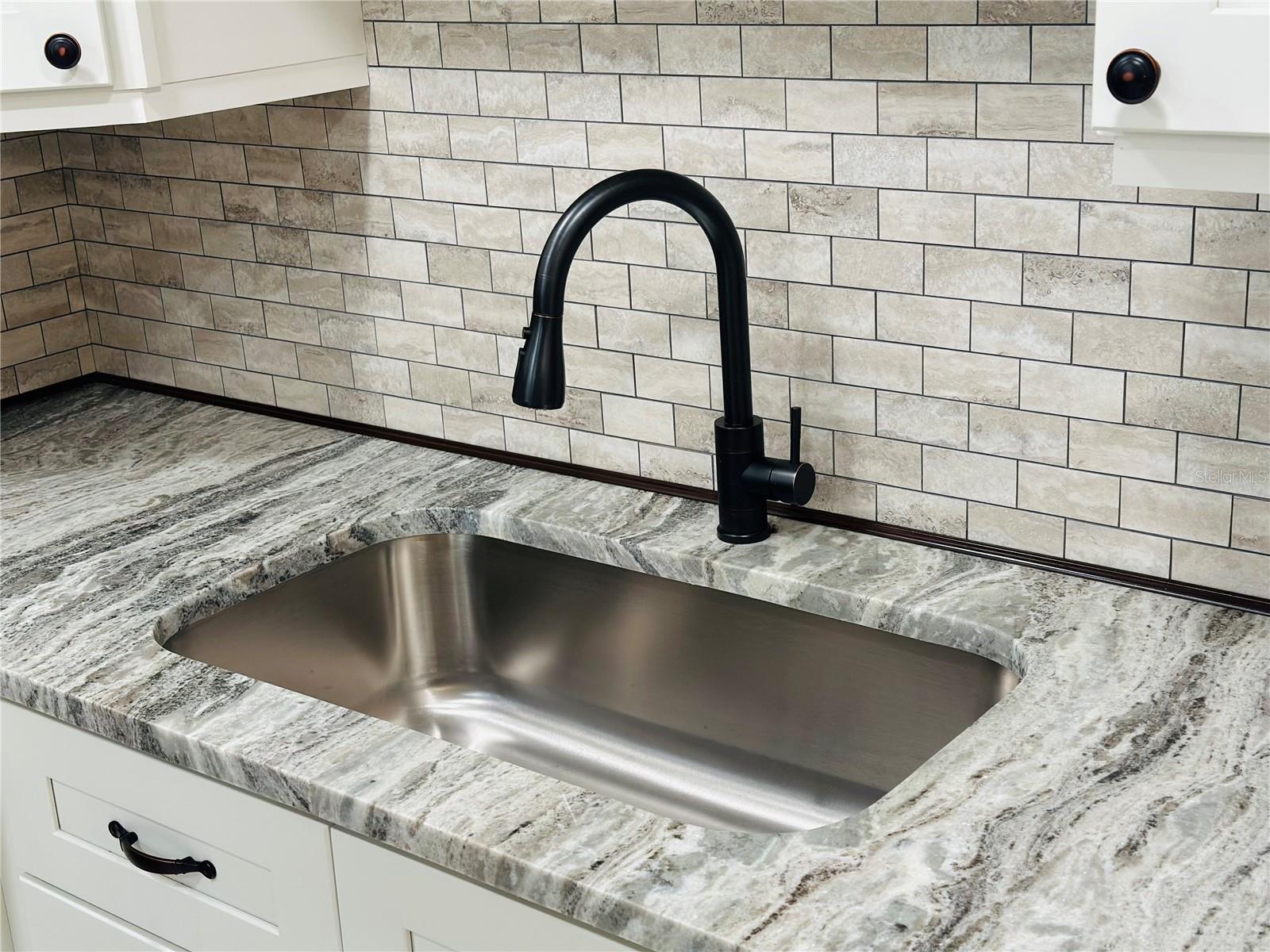 Image 8 of 21 For 2101 Atlantic Avenue 220