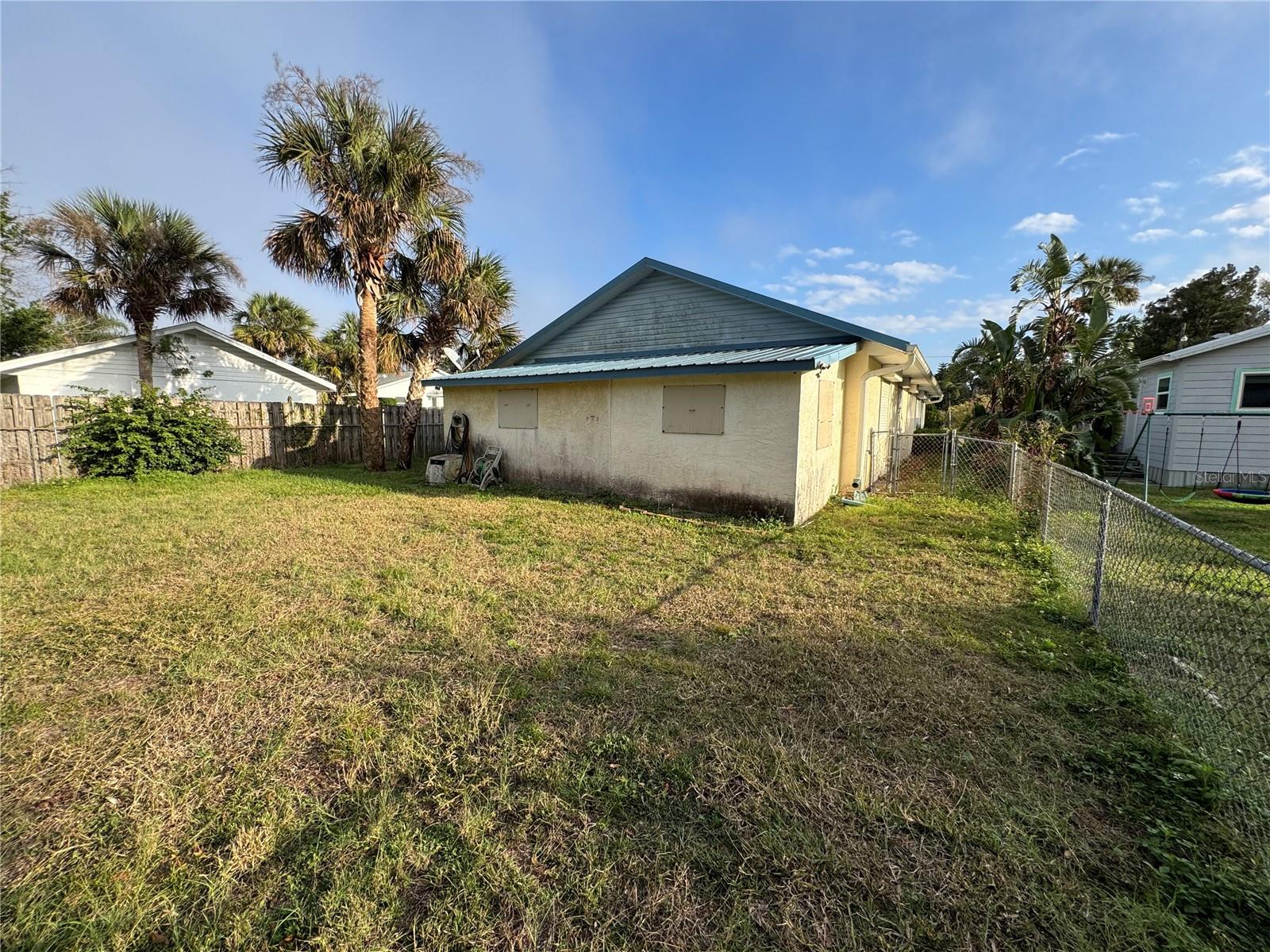 Image 12 of 23 For 202 North Street