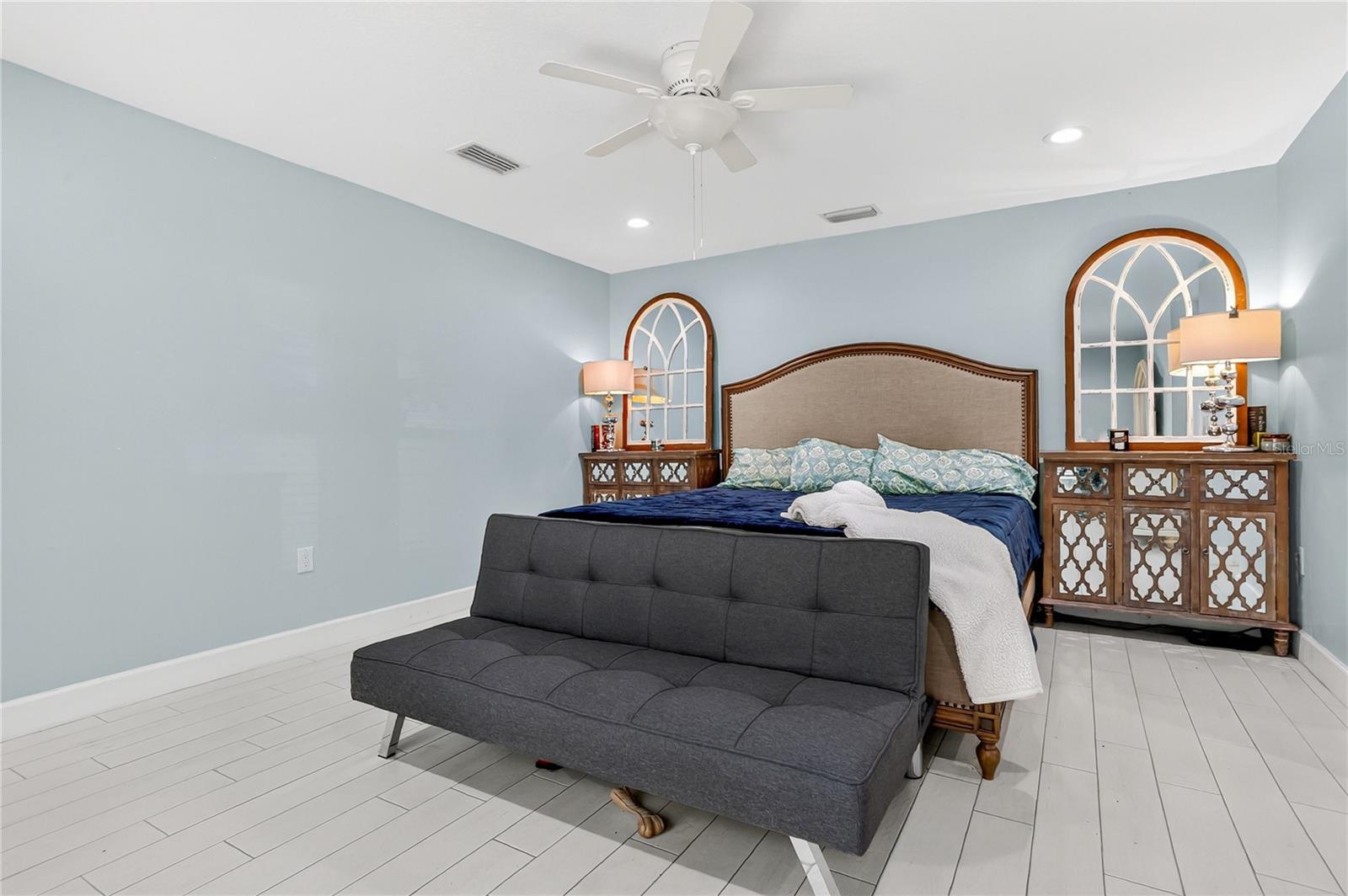 Image 10 of 36 For 1801 Highway 329