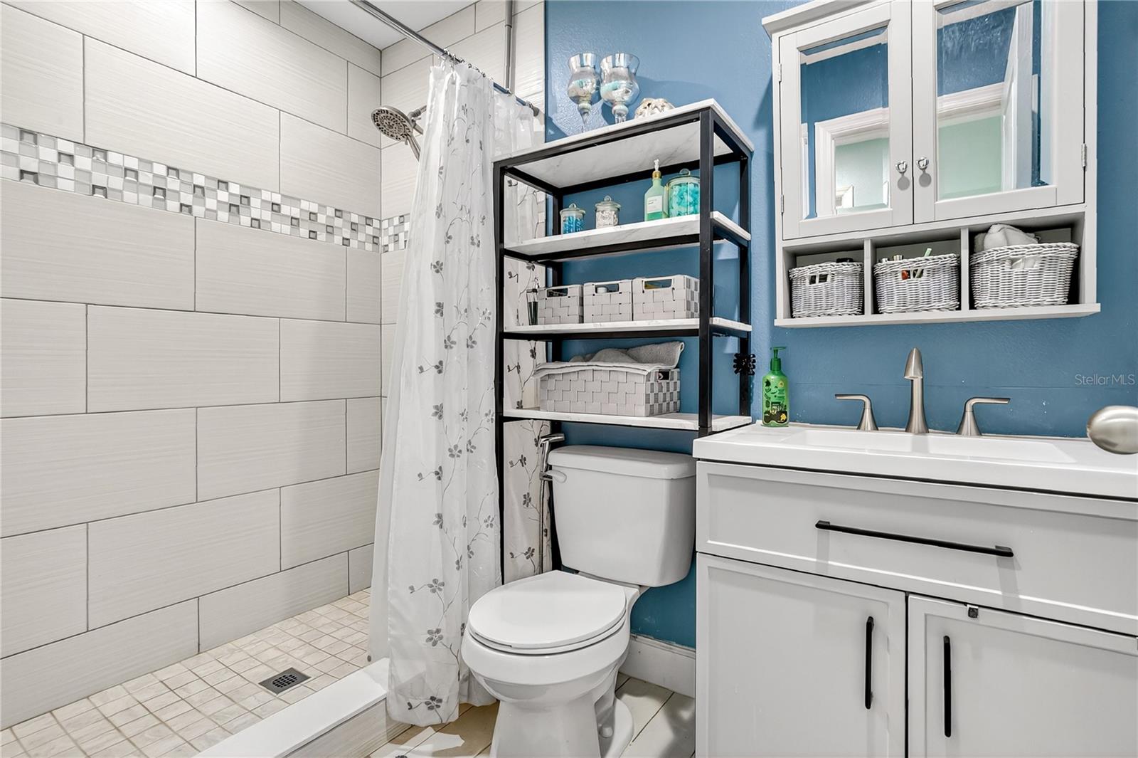 Image 11 of 36 For 1801 Highway 329