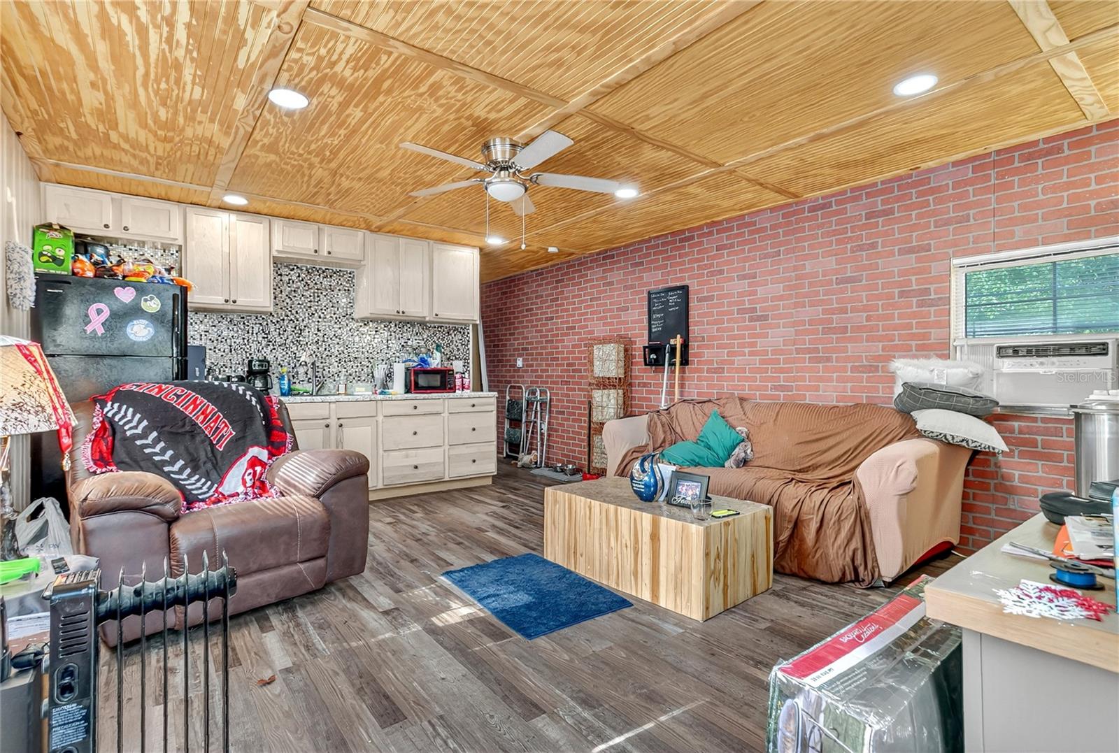 Image 19 of 36 For 1801 Highway 329