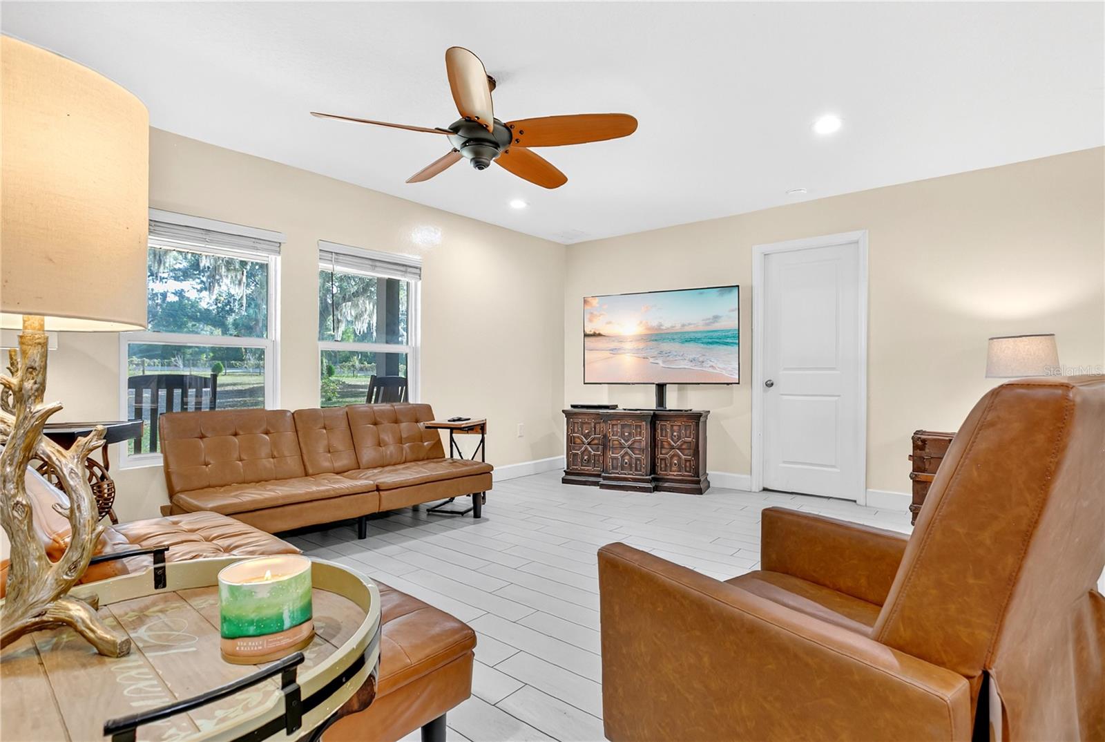 Image 4 of 36 For 1801 Highway 329