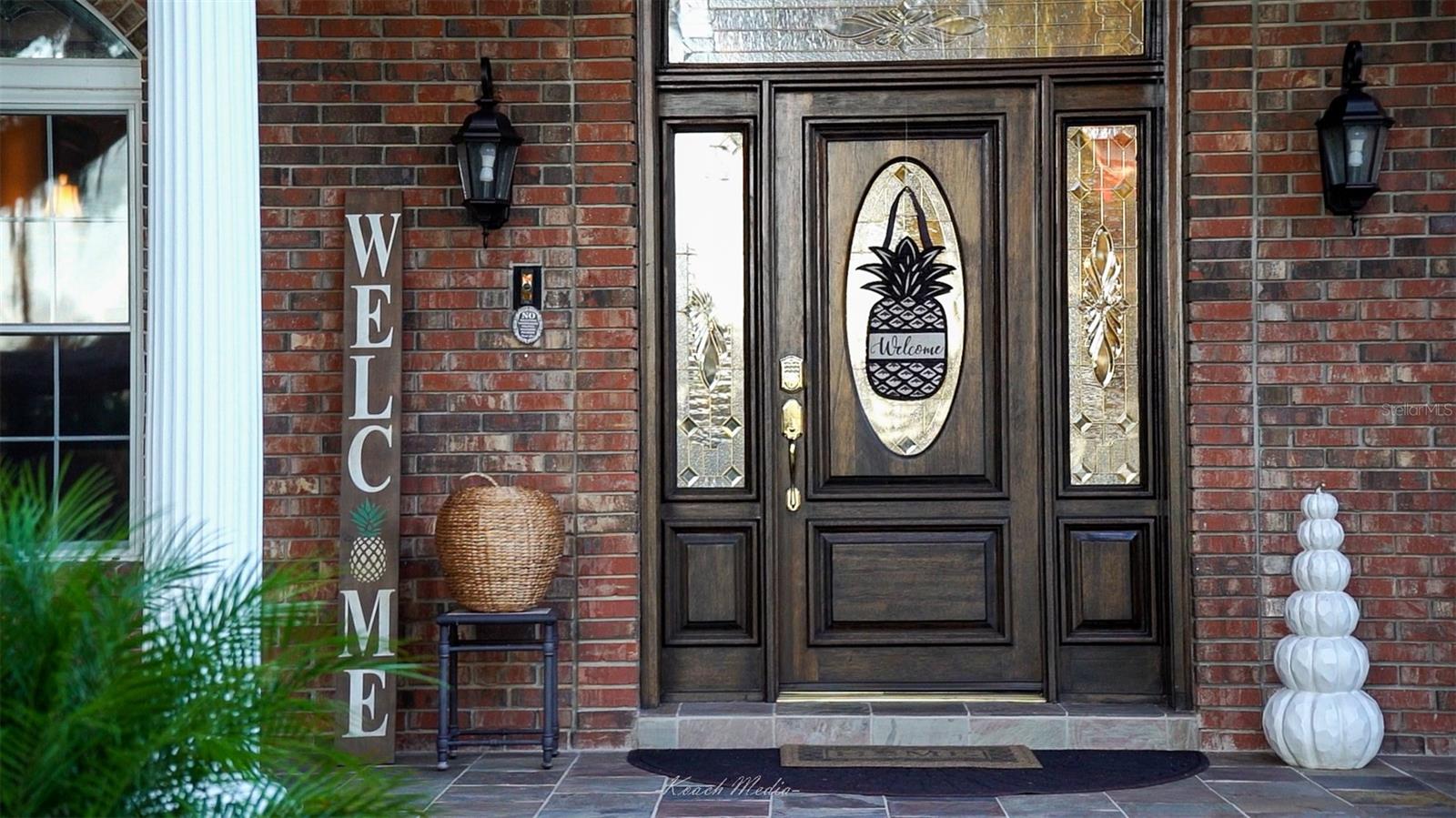 Image 2 of 61 For 150 Lake Winnemissett Drive