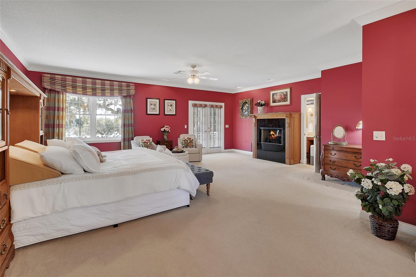 Image 23 of 61 For 150 Lake Winnemissett Drive