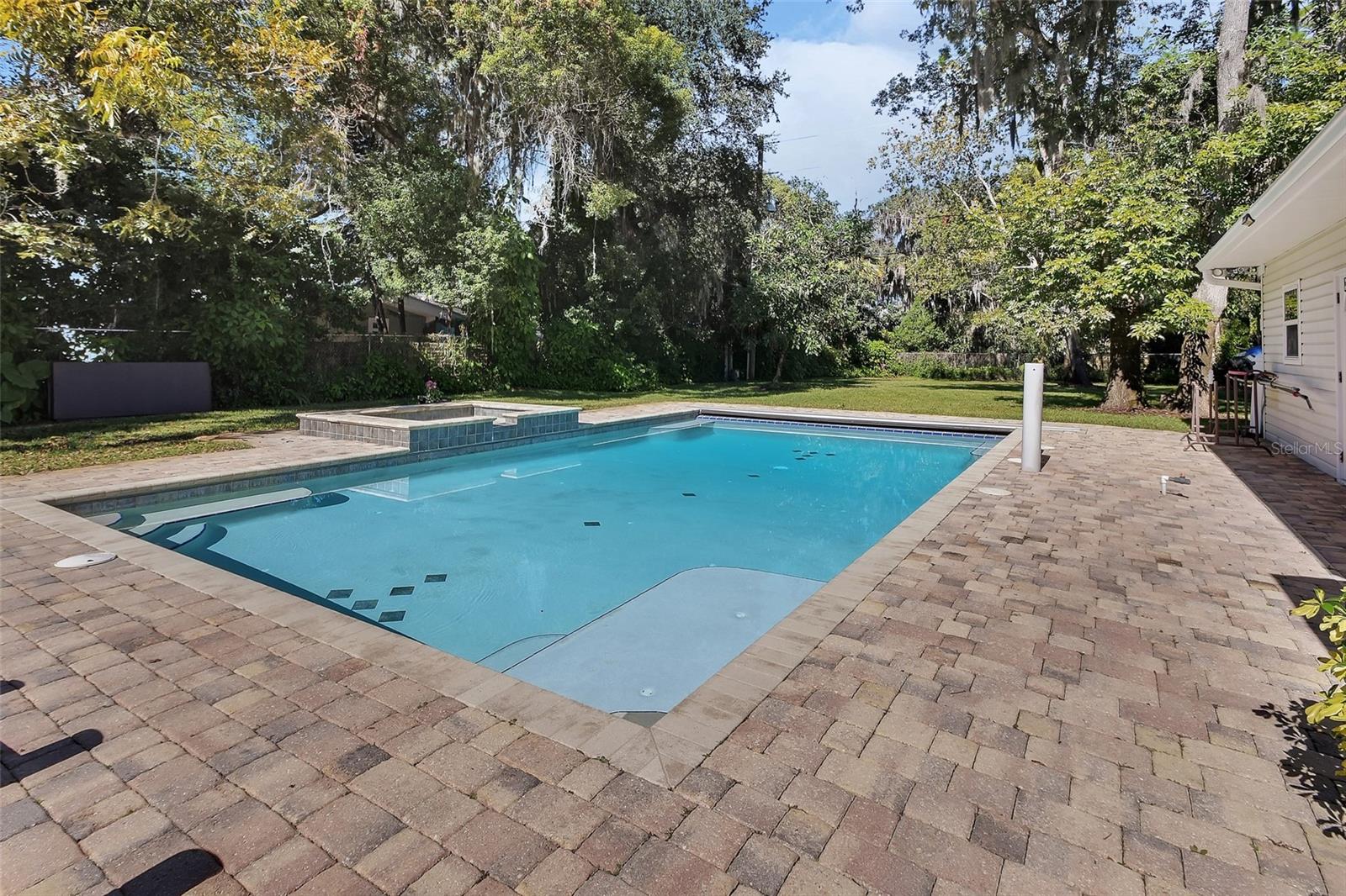 Image 46 of 61 For 150 Lake Winnemissett Drive