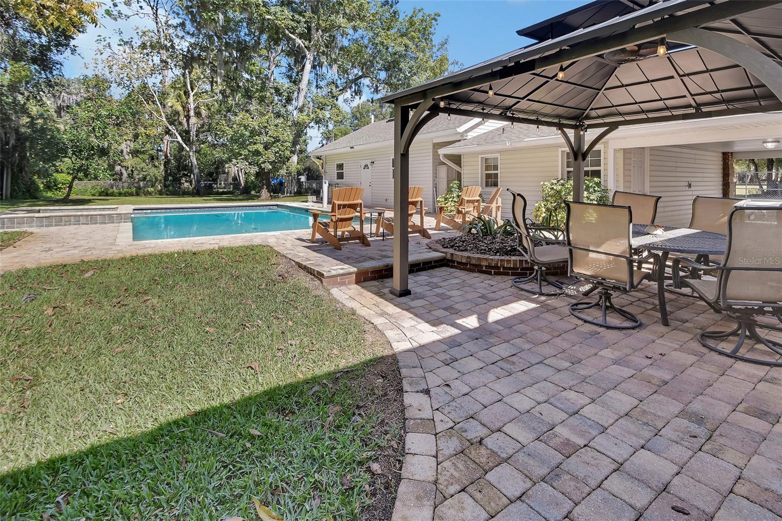 Image 47 of 61 For 150 Lake Winnemissett Drive