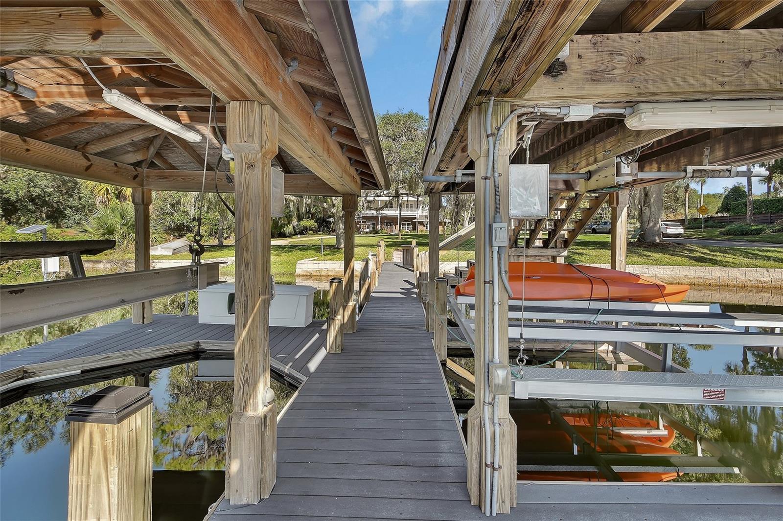 Image 54 of 61 For 150 Lake Winnemissett Drive