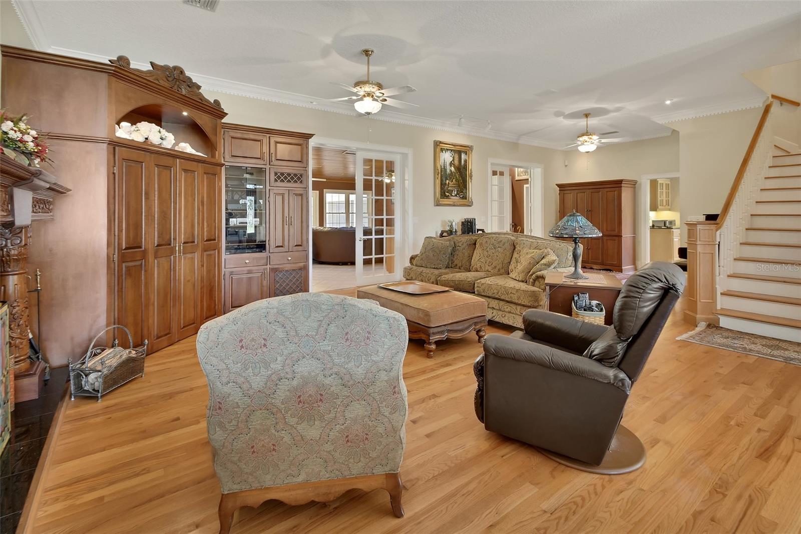 Image 6 of 61 For 150 Lake Winnemissett Drive