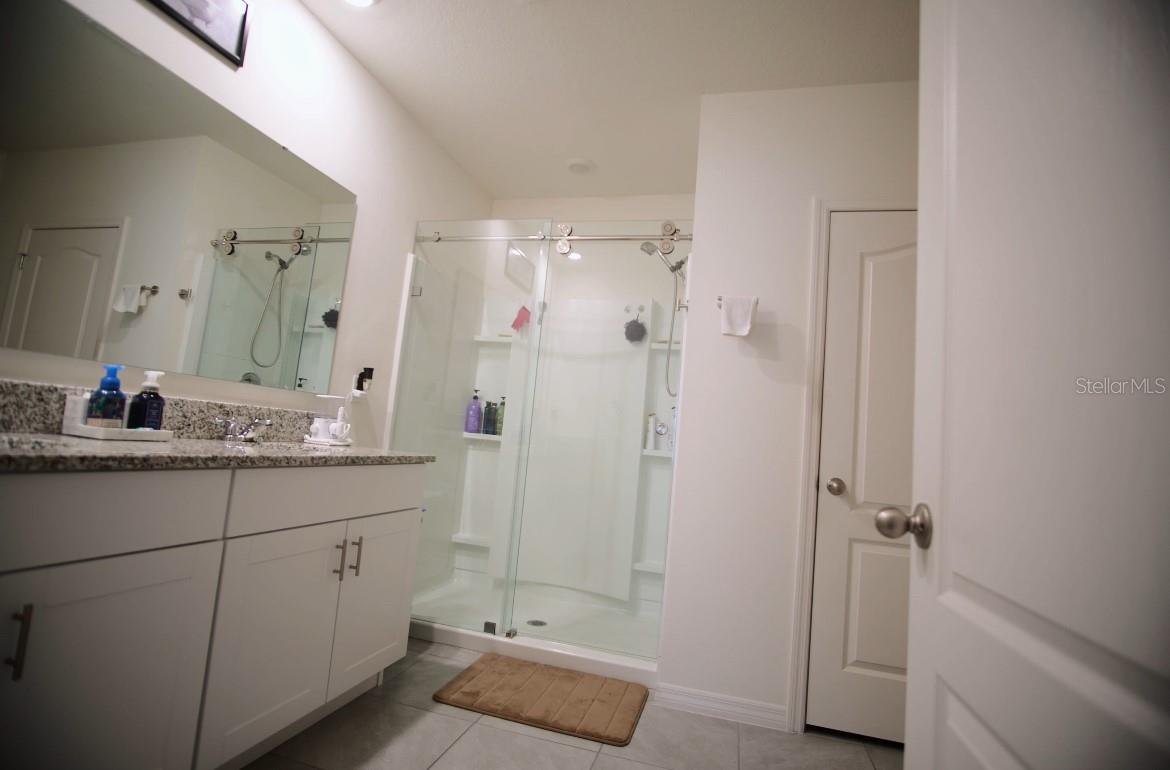 Image 14 of 19 For 530 Emily Glen Street