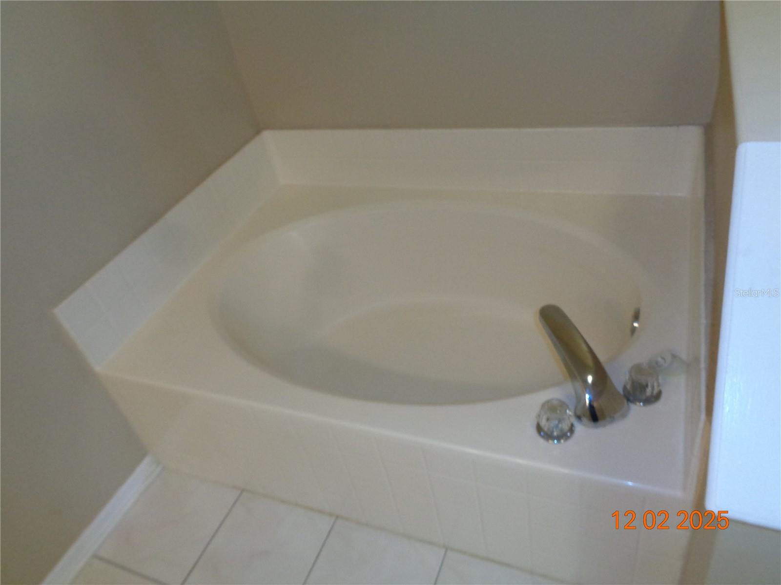 Image 17 of 29 For 2610 Groveland Avenue