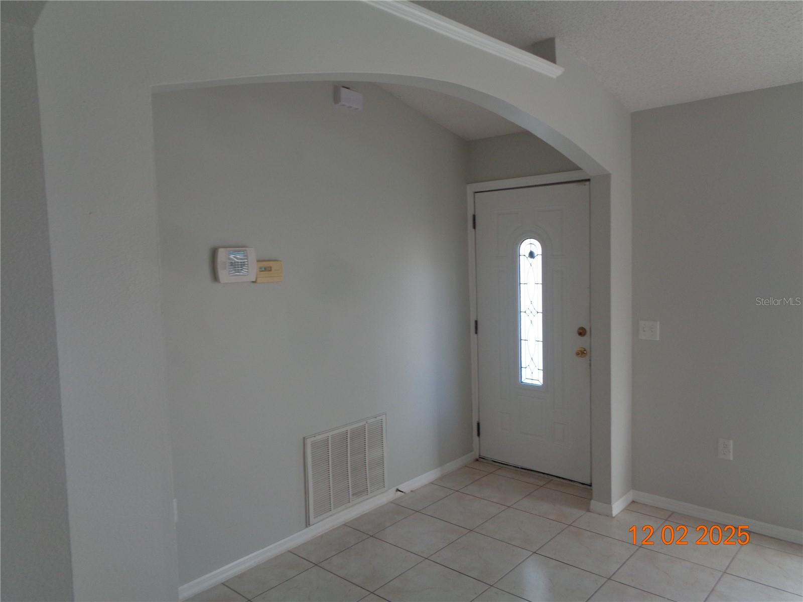 Image 4 of 29 For 2610 Groveland Avenue