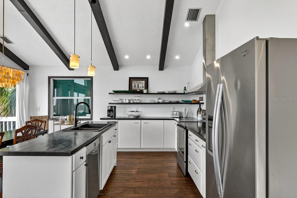 Image 21 of 68 For 3110 John Anderson Drive