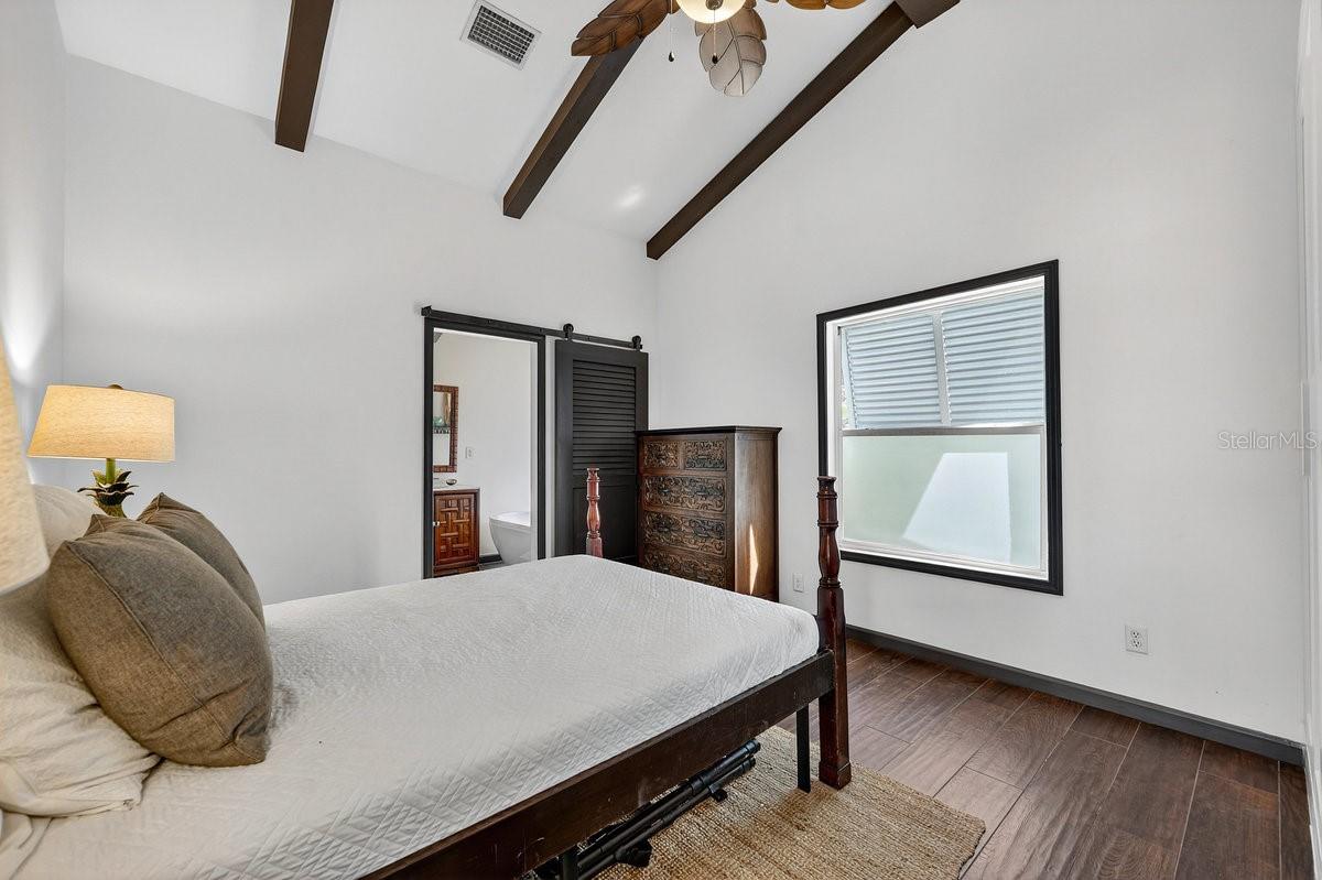 Image 24 of 68 For 3110 John Anderson Drive