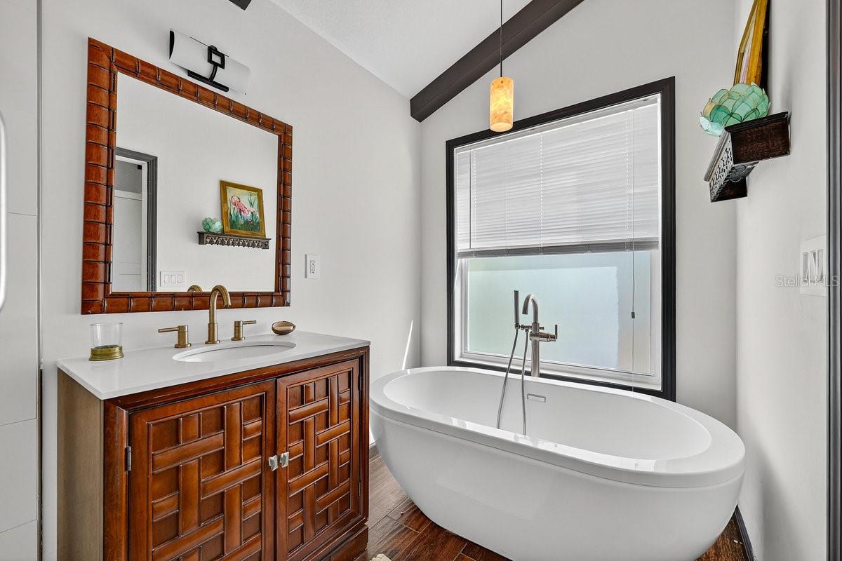 Image 28 of 68 For 3110 John Anderson Drive