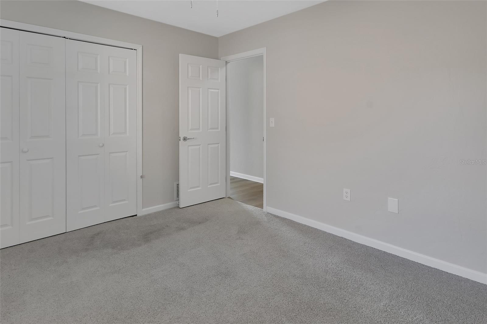 Image 18 of 26 For 1563 Elsasser Street