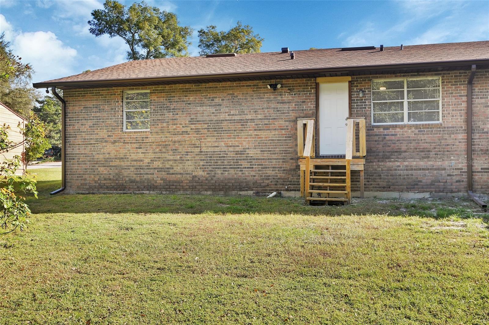 Image 24 of 26 For 1563 Elsasser Street