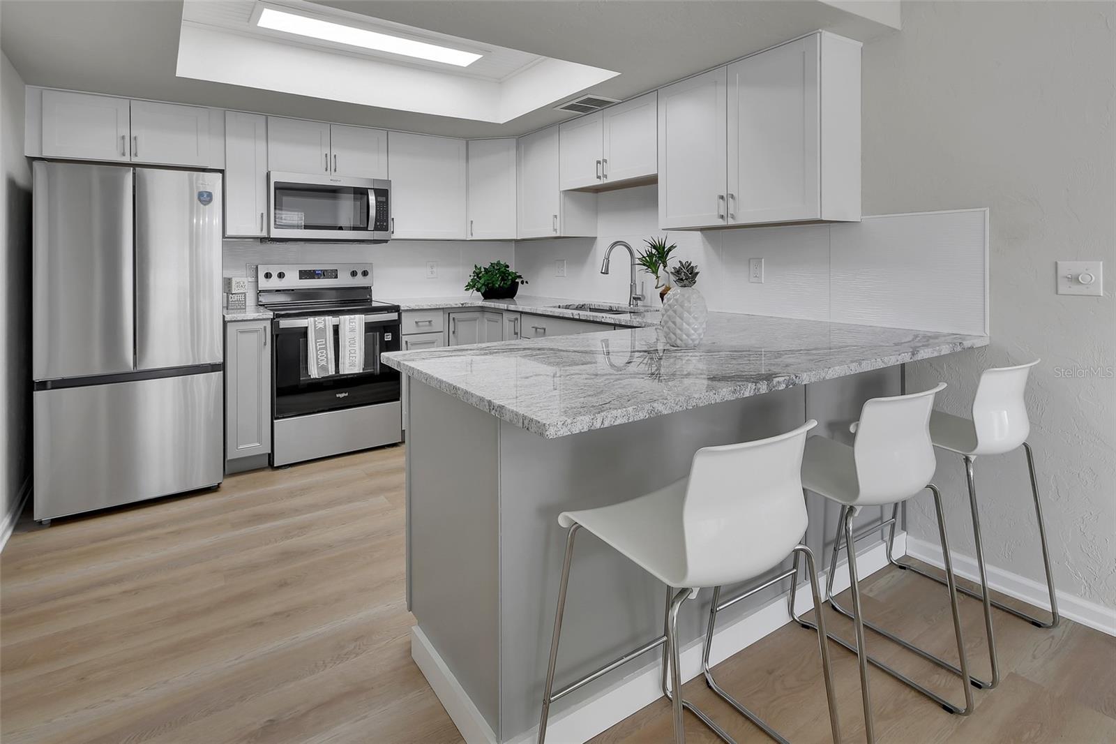 Image 6 of 26 For 1563 Elsasser Street