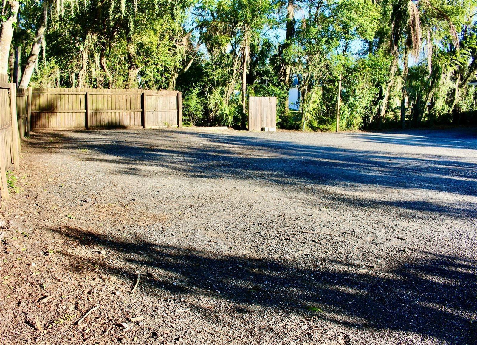 Image 10 of 12 For 909 New York Avenue