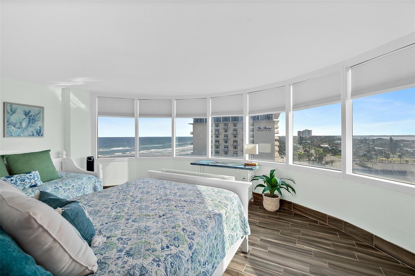 Image 34 of 60 For 2625 Atlantic Avenue 10se