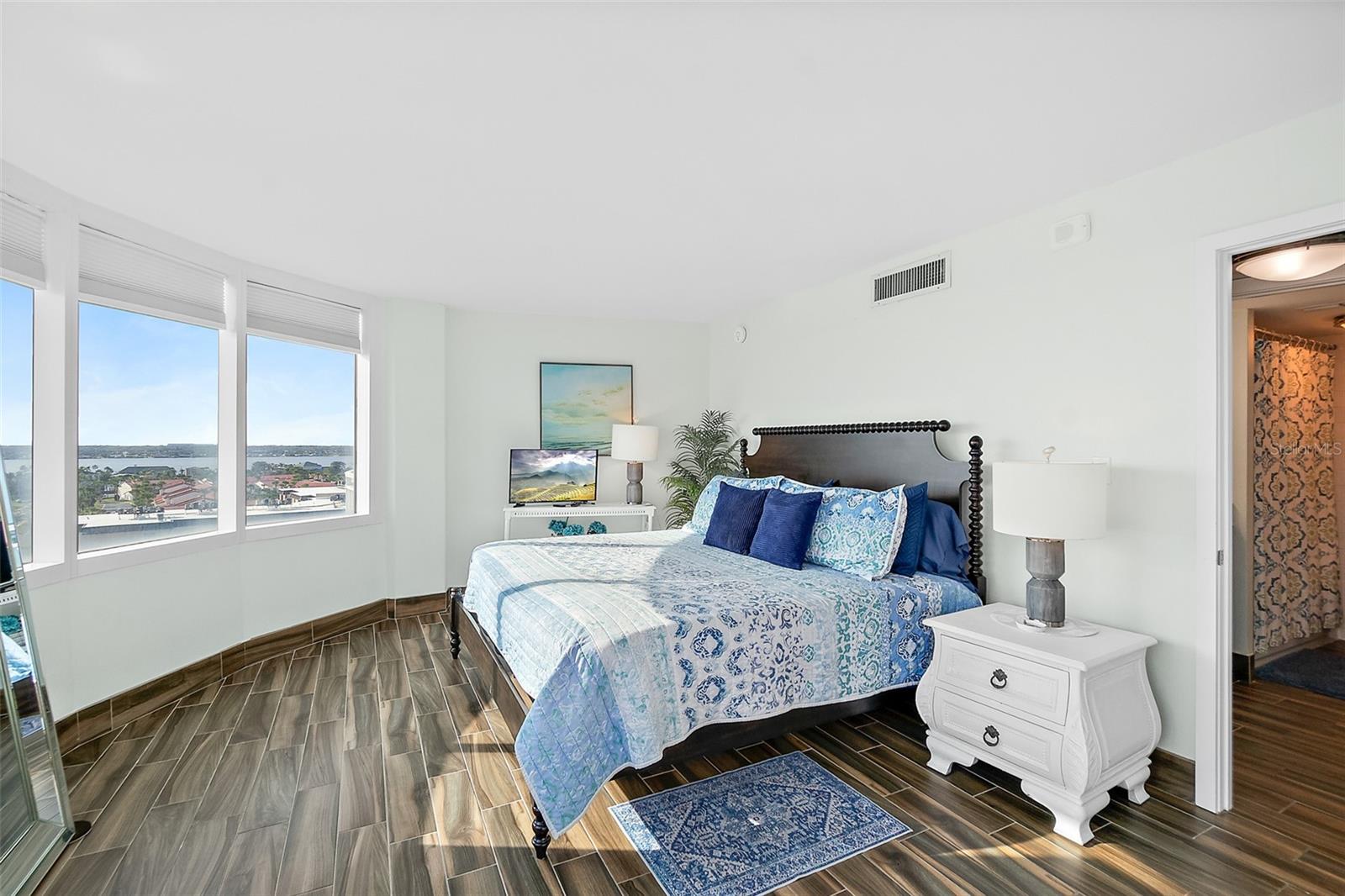 Image 40 of 60 For 2625 Atlantic Avenue 10se