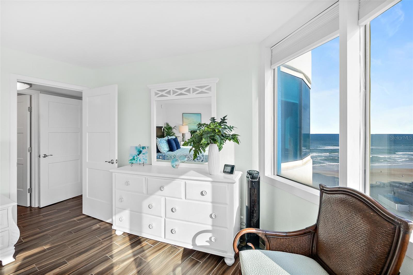 Image 42 of 60 For 2625 Atlantic Avenue 10se