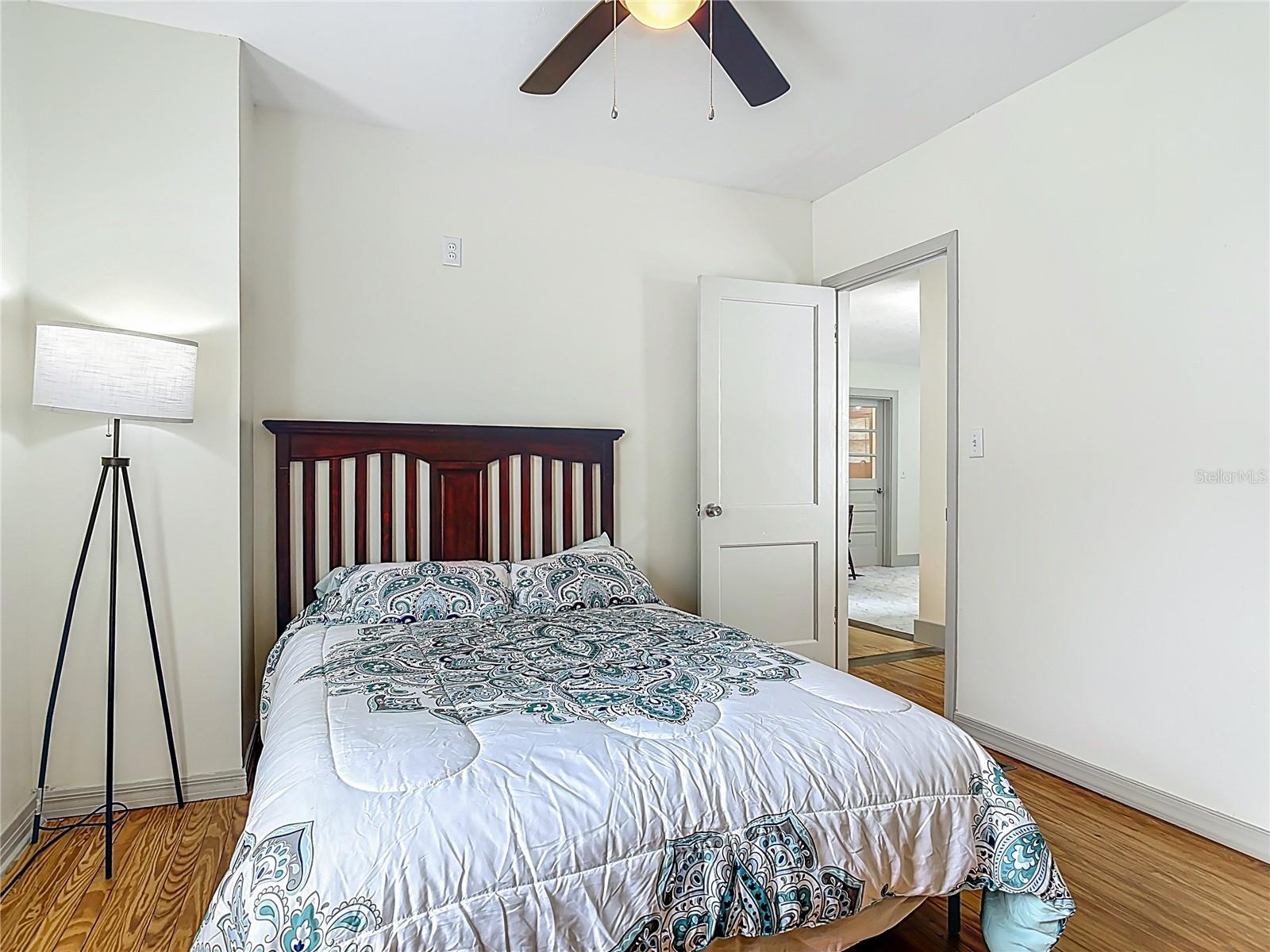 Image 23 of 40 For 601 Adelle Avenue