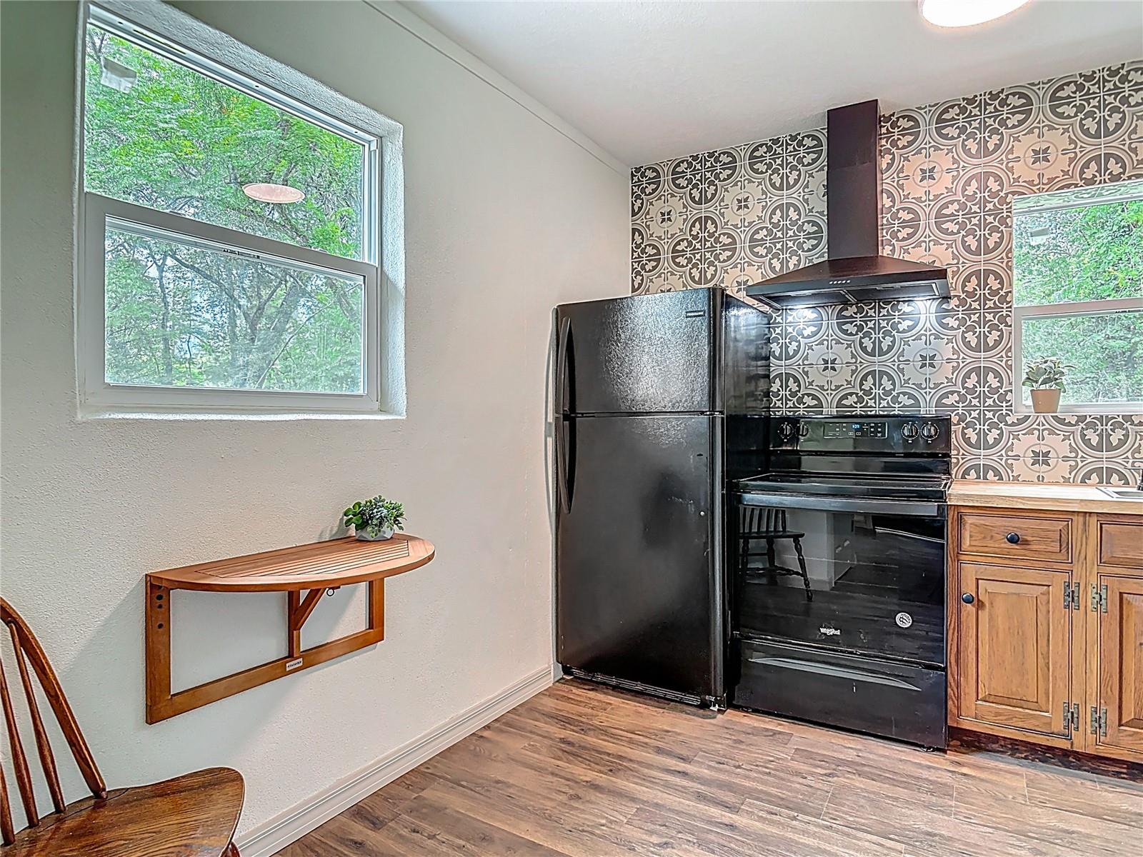 Image 29 of 40 For 601 Adelle Avenue