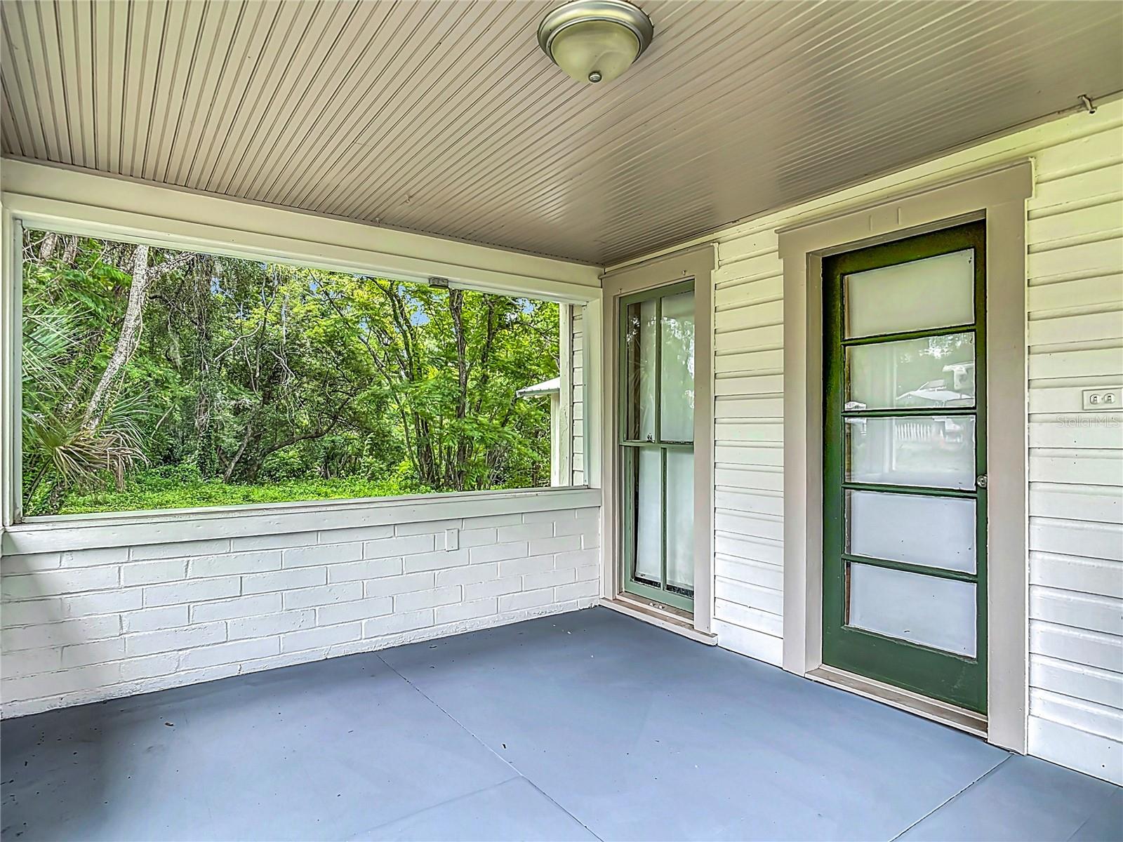 Image 35 of 40 For 601 Adelle Avenue