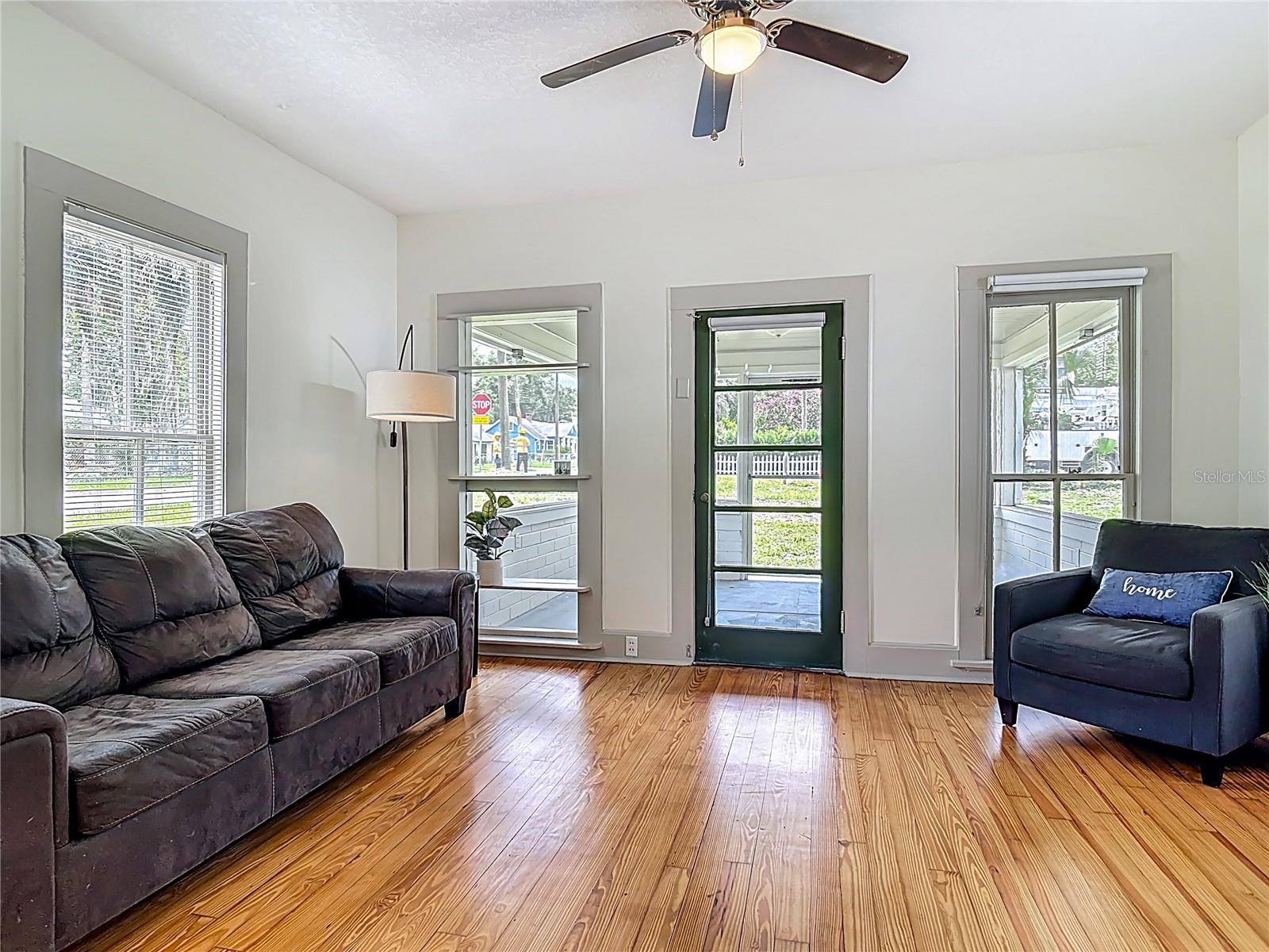 Image 9 of 40 For 601 Adelle Avenue