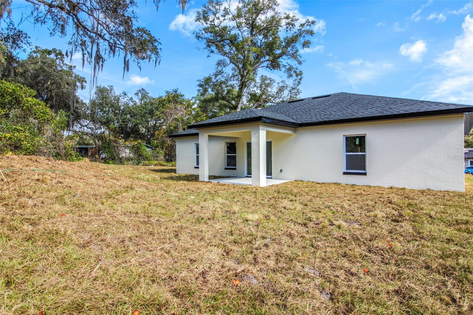 Image 19 of 25 For 404 Ruby Avenue