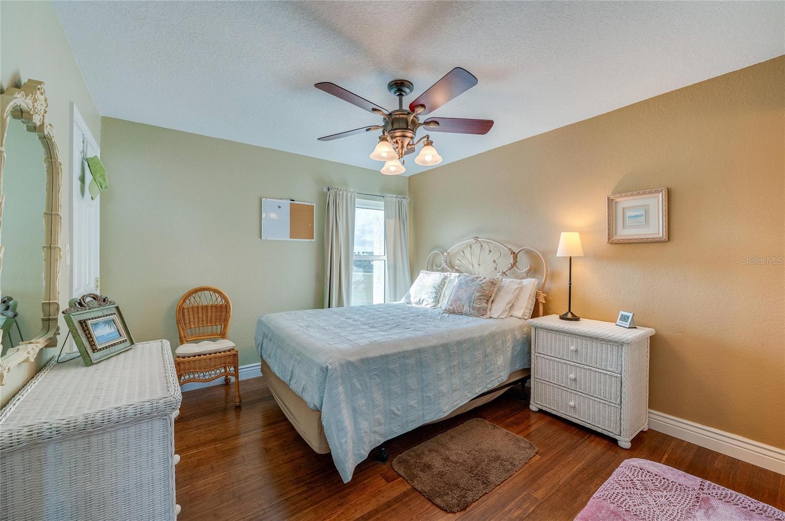 Image 14 of 42 For 4590 Atlantic Avenue 263a