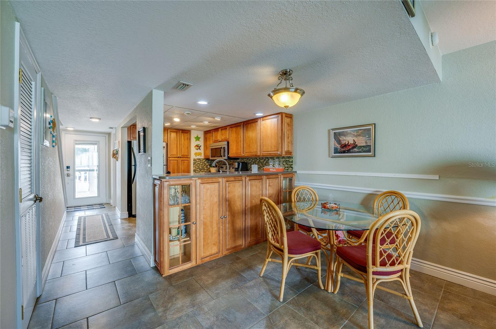 Image 3 of 42 For 4590 Atlantic Avenue 263a