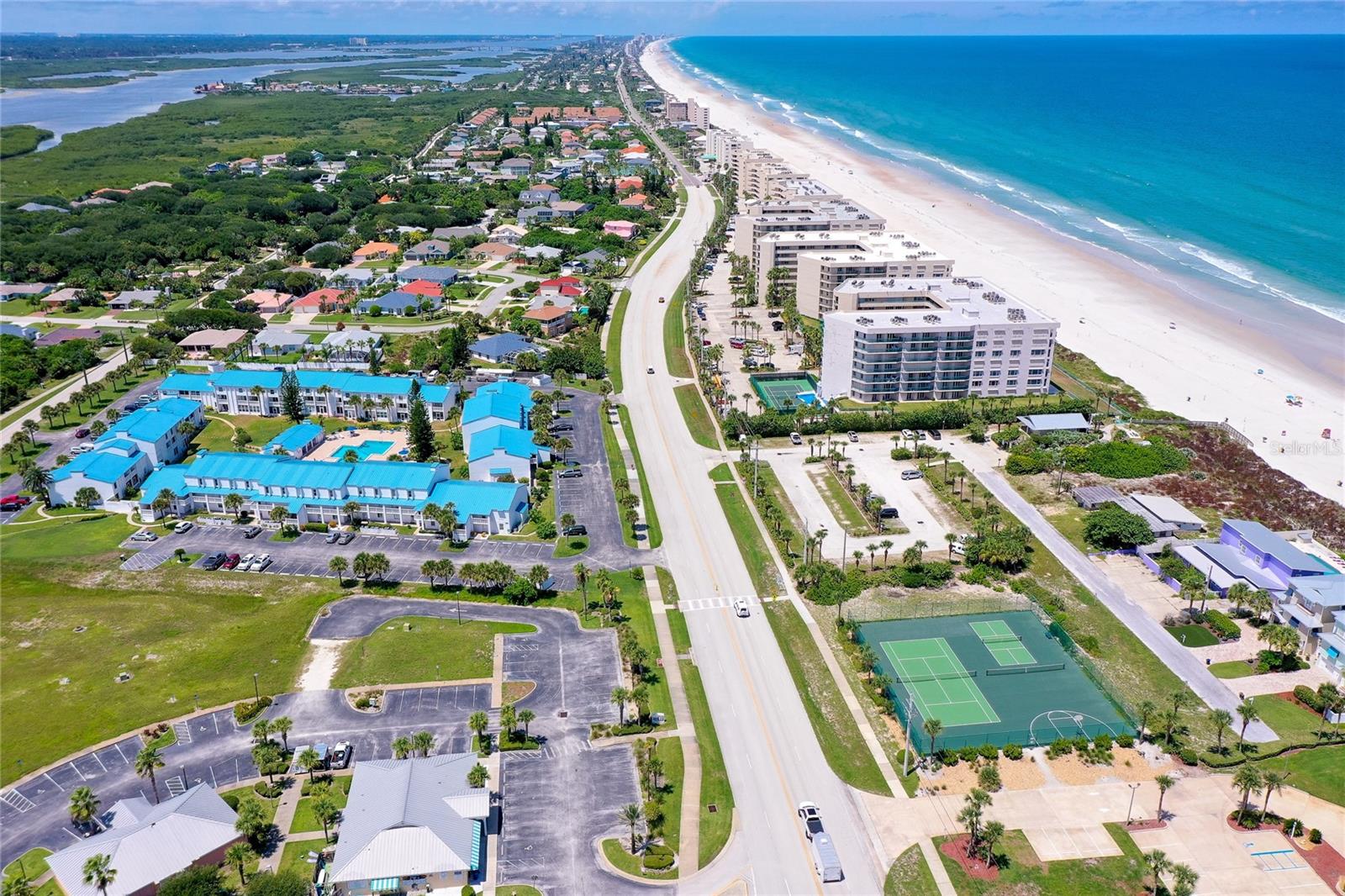 Image 37 of 42 For 4590 Atlantic Avenue 263a