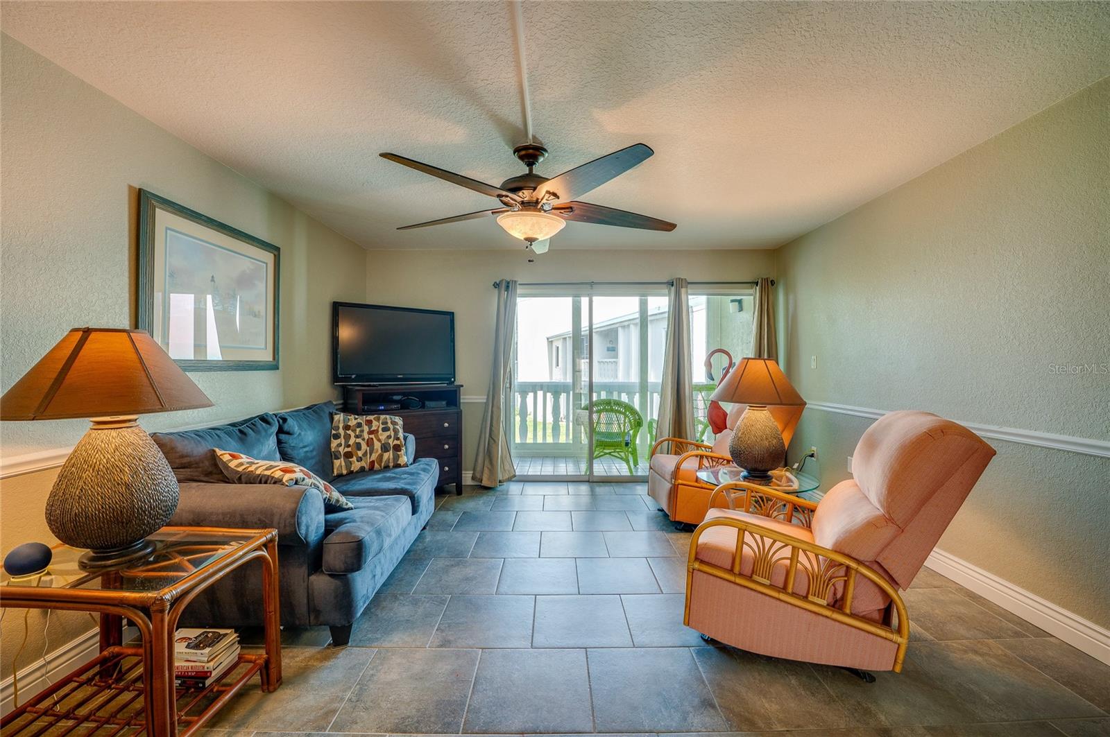 Image 9 of 42 For 4590 Atlantic Avenue 263a