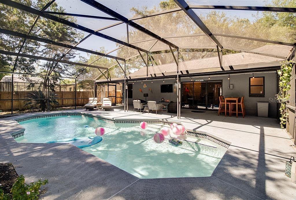 Image 21 of 28 For 5401 Lighthouse Road