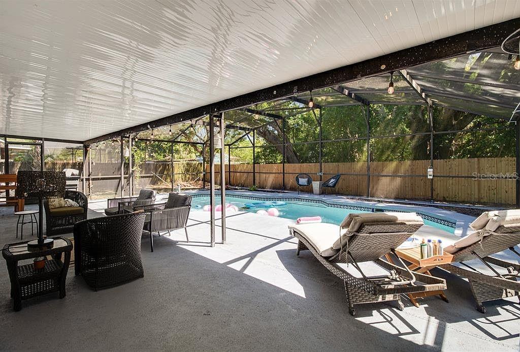 Image 22 of 28 For 5401 Lighthouse Road