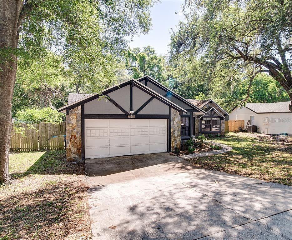 Image 3 of 28 For 5401 Lighthouse Road