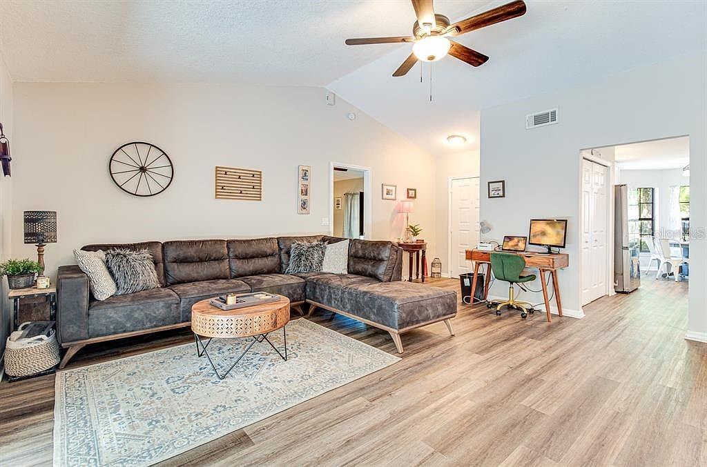 Image 6 of 28 For 5401 Lighthouse Road