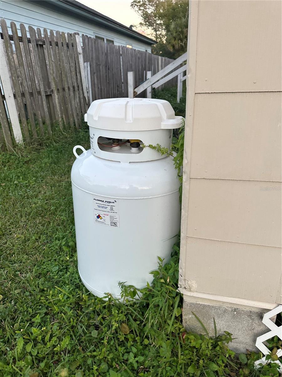 Image 9 of 9 For 1109 Willow Avenue