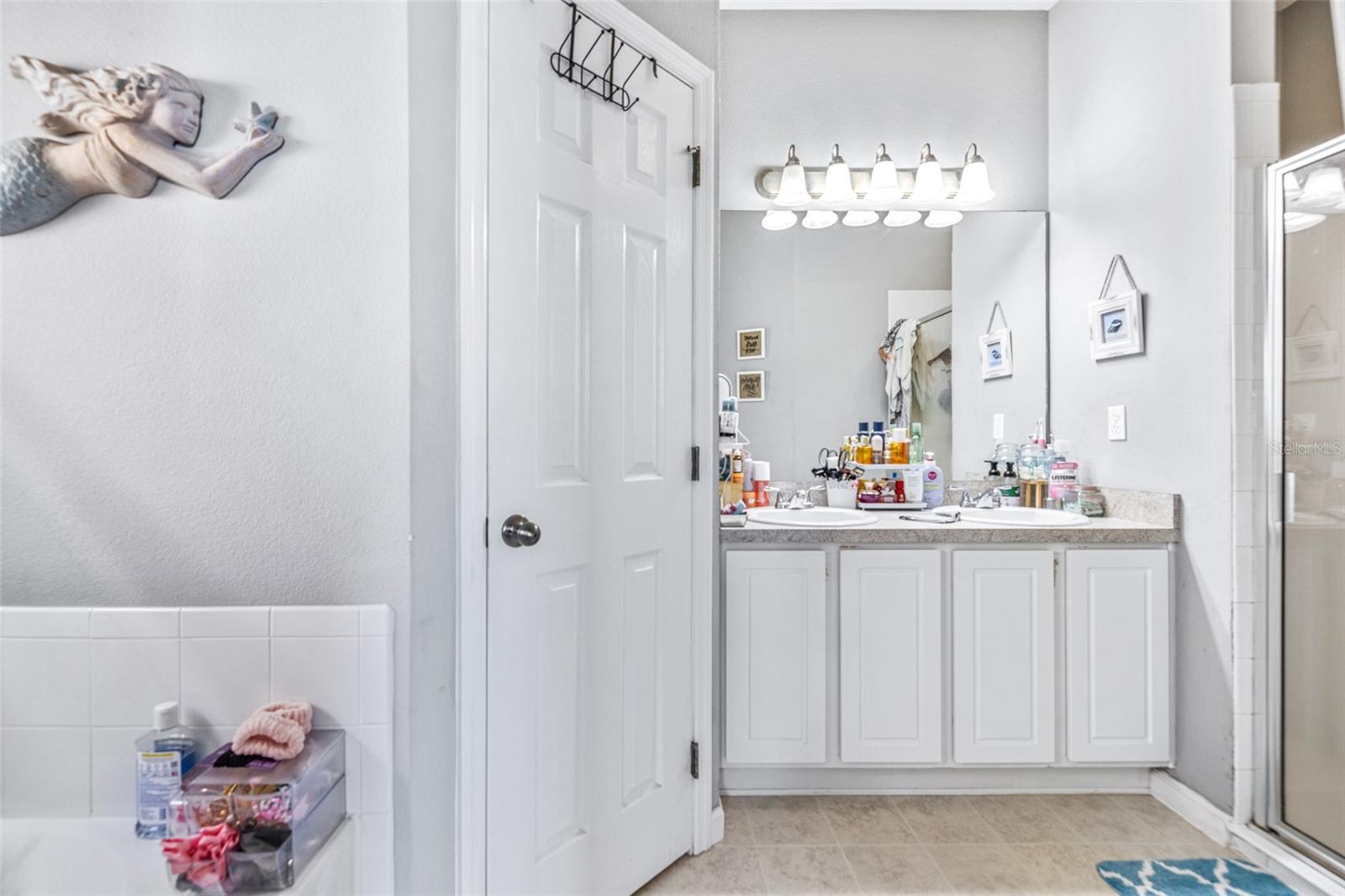 Image 14 of 46 For 5336 Coquina Shores Lane