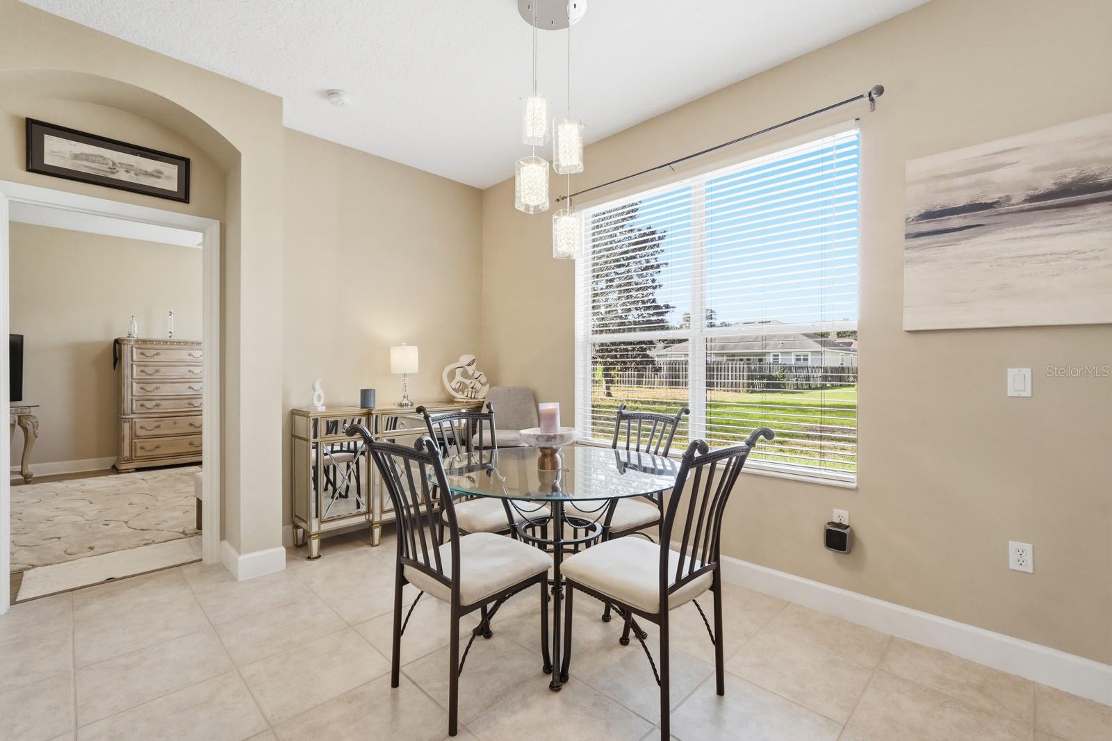 Image 21 of 53 For 208 Crystal Ridge Rd.