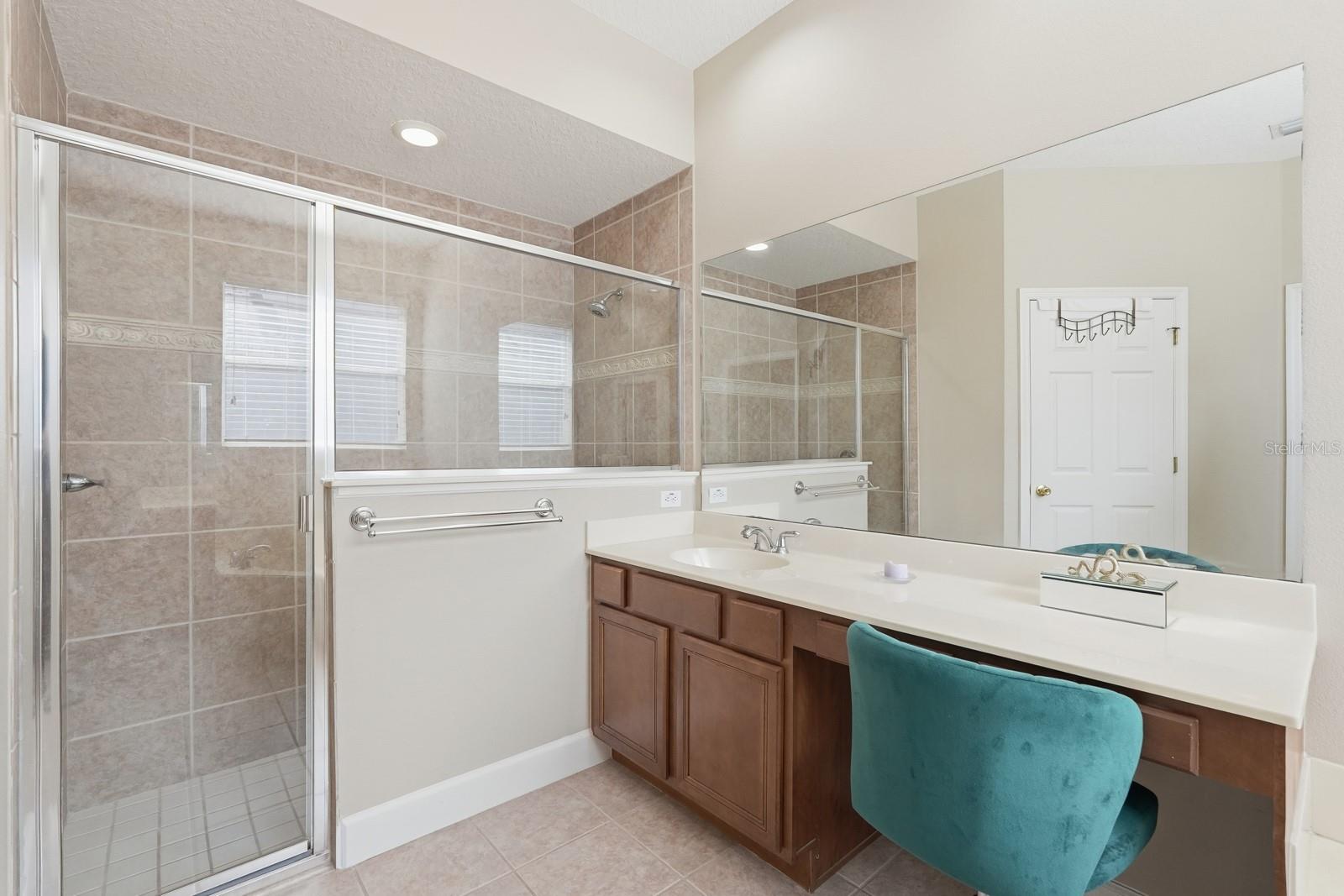 Image 26 of 53 For 208 Crystal Ridge Rd.