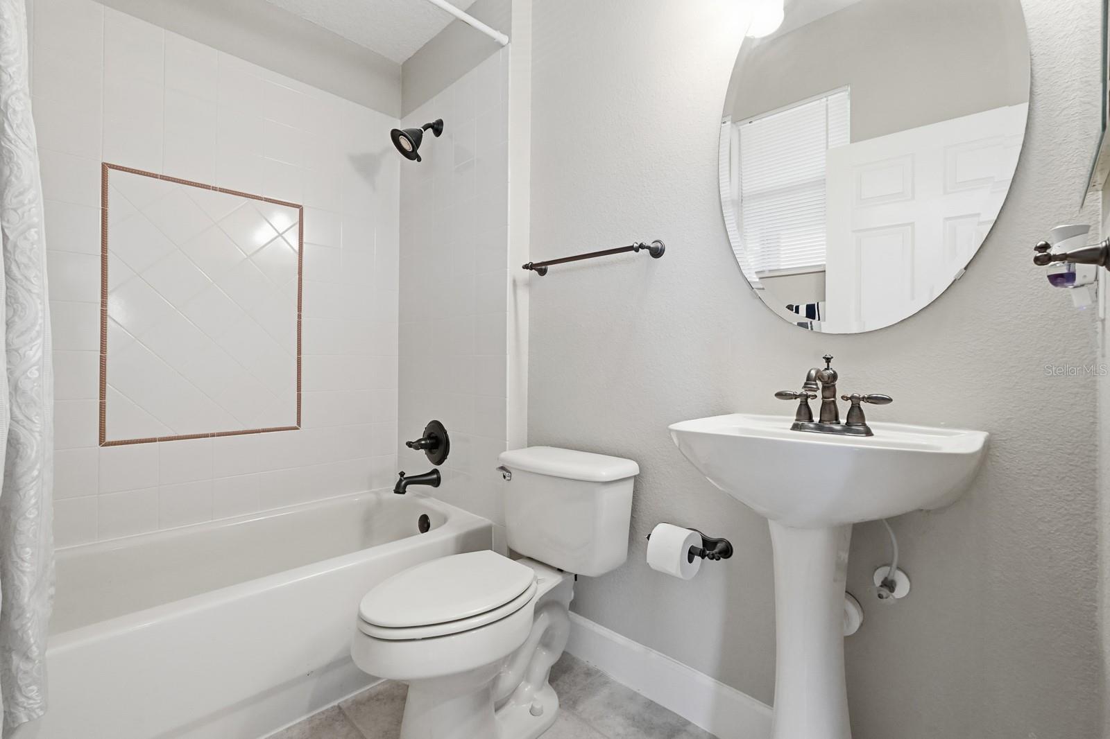 Image 28 of 53 For 208 Crystal Ridge Rd.