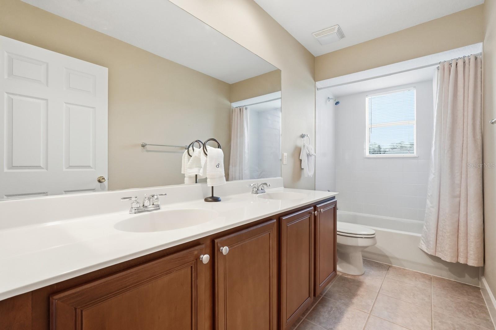 Image 35 of 53 For 208 Crystal Ridge Rd.